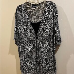 Maggie Barnes Black and White Abstract Blouse
